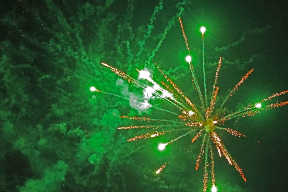 Silvester-Feuerwerk 001 2025