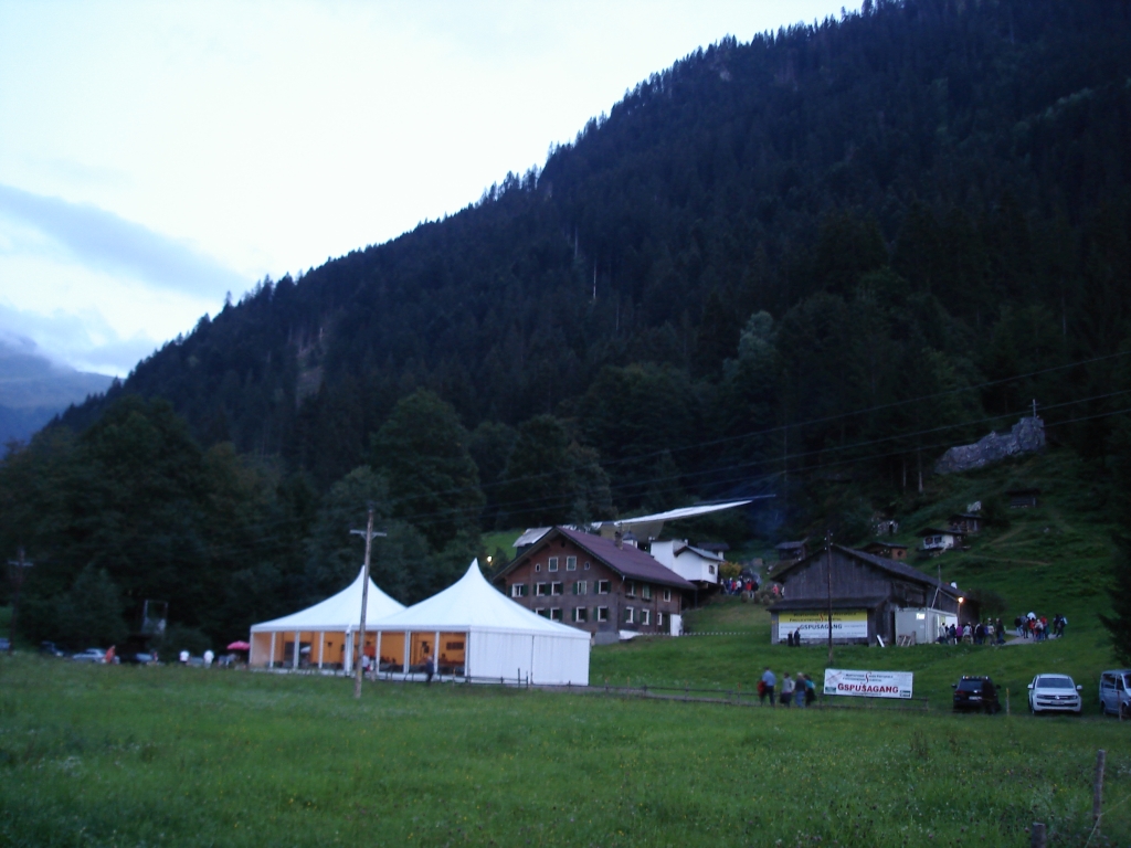 2011:08:14 20:40:22