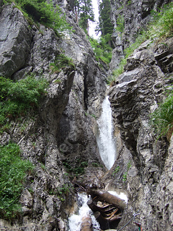 Rongg-Wasserfall Klettersteig